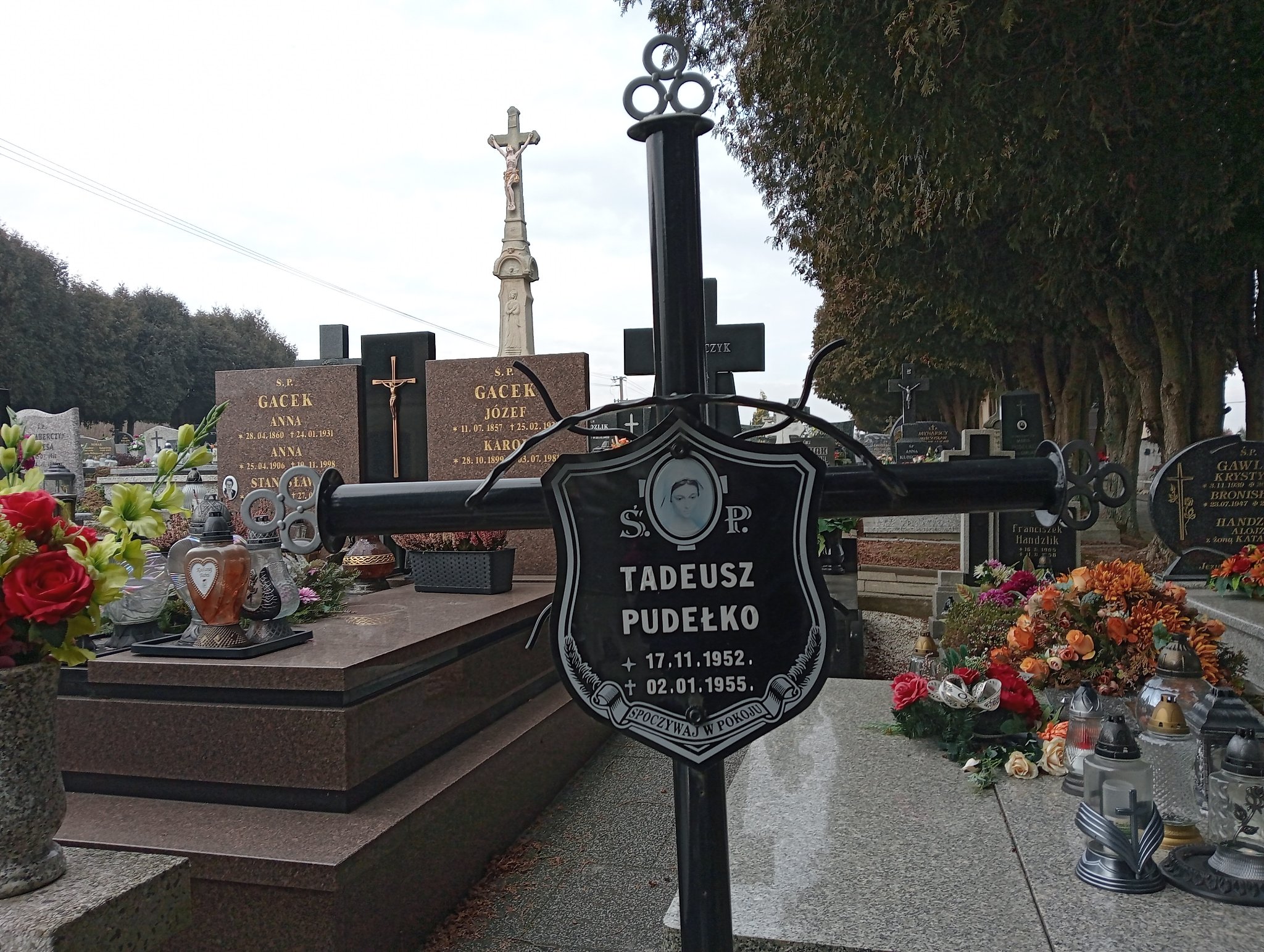 Tadeusz Pudełko 1952 Wilamowice - Grobonet - Wyszukiwarka osób pochowanych