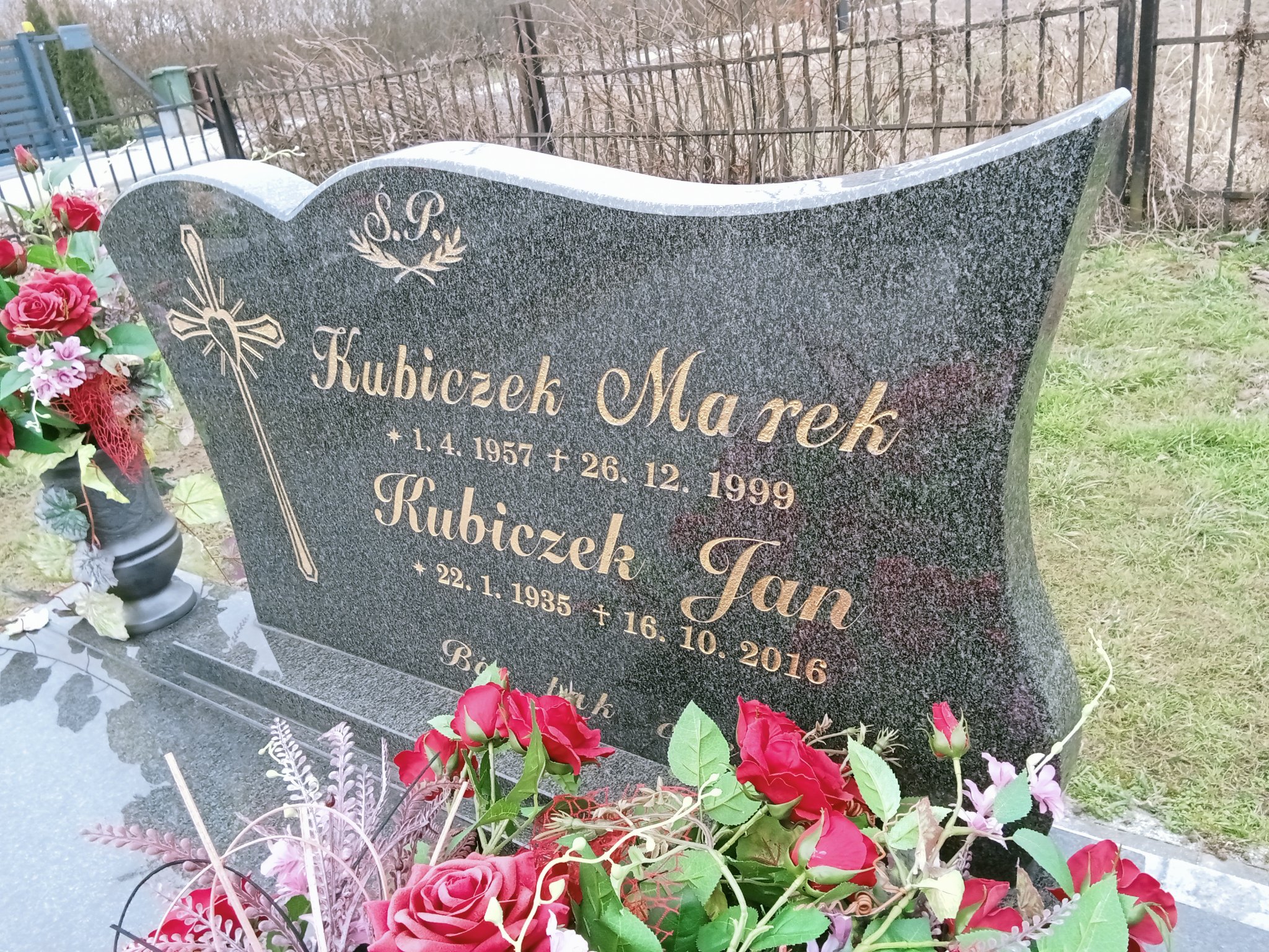 Marek Kubiczek 1957 Wilamowice - Grobonet - Wyszukiwarka osób pochowanych
