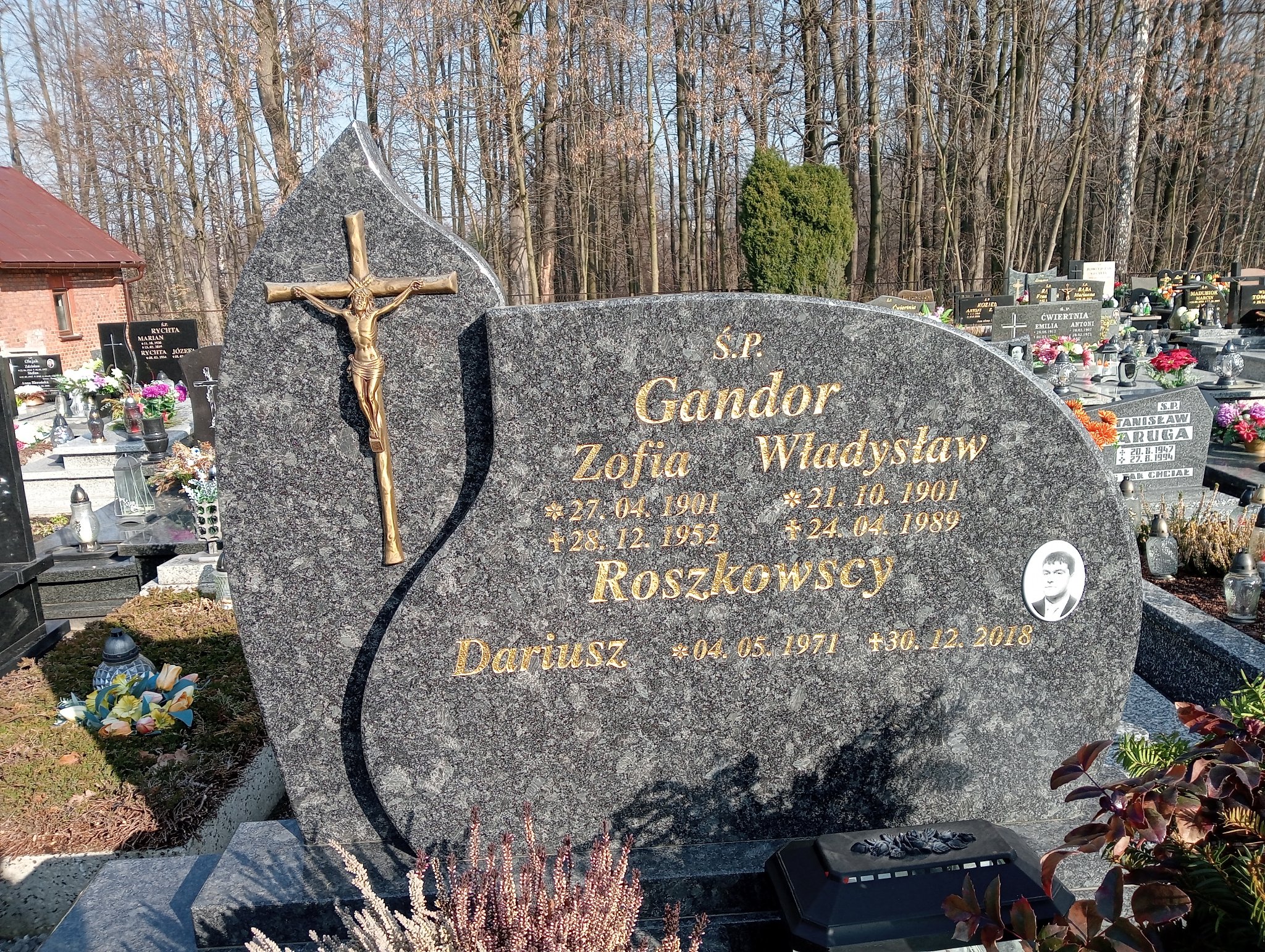 Dariusz Roszkowski 1971 Wilamowice - Grobonet - Wyszukiwarka osób pochowanych