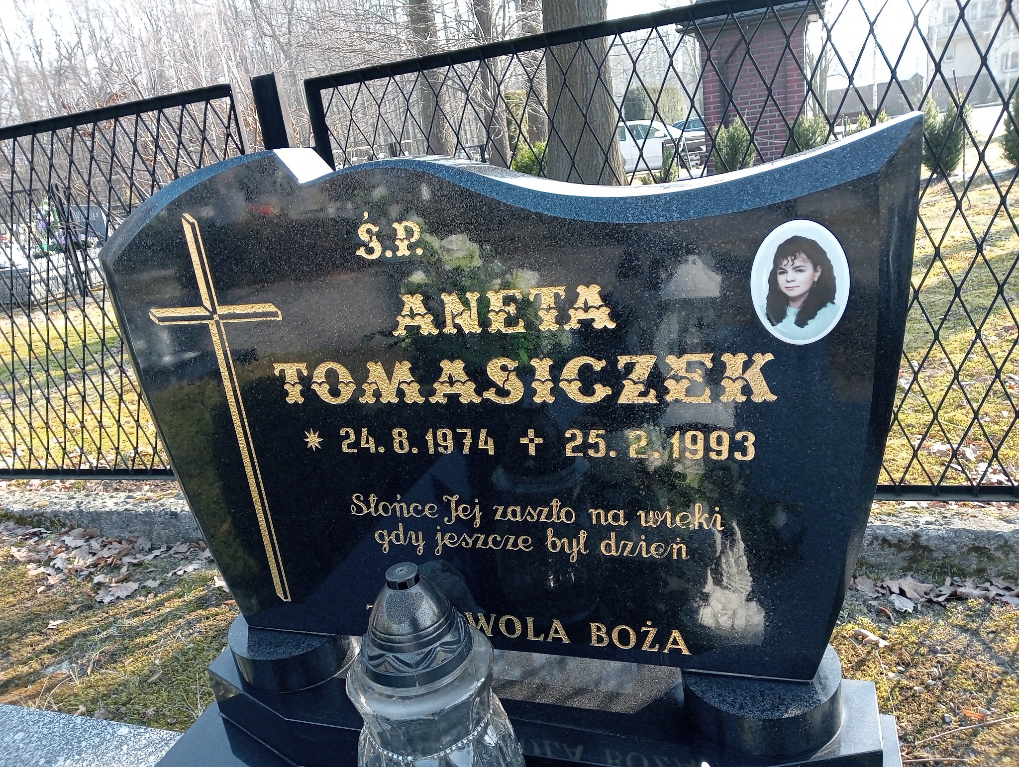 Aneta Tomasiczek 1974 Wilamowice - Grobonet - Wyszukiwarka osób pochowanych