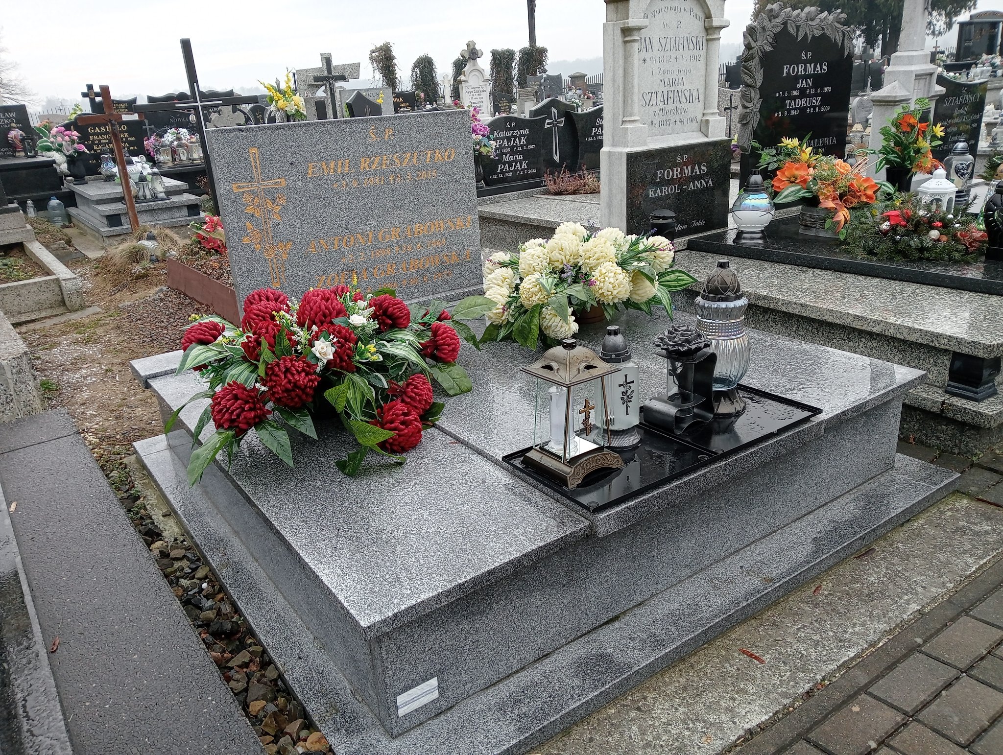 Grób Emil Rzeszutko